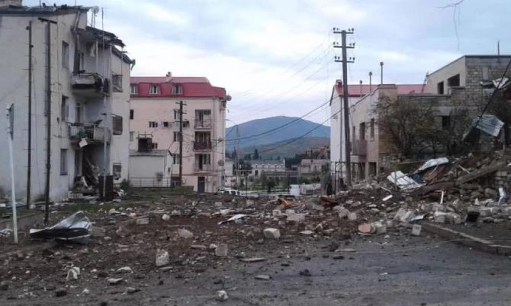 Οι Αρμένιοι ανακαταλαμβάνουν υψώματα στο Αρτσάχ - Τρεις άμαχοι νεκροί από επιθέσεις Αζέρων